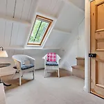 3 Bed In Oc-t29451 *