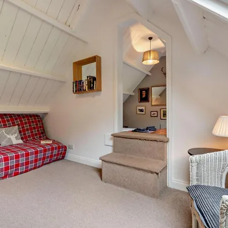 3 Bed In Oc-t29451 * Sandsend